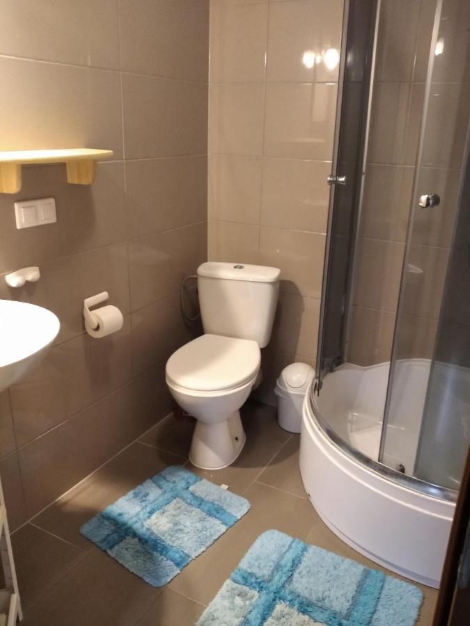 Lodge I Nad Jeziorem Solinskim Z Basenem I Widokiem Na Gory